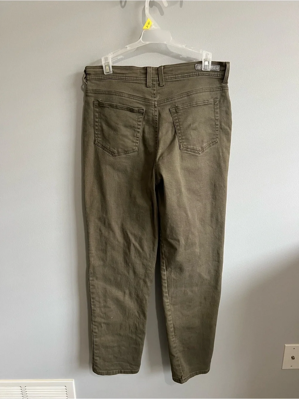 Gloria Vanderbilt Size 10 Green Straight Leg Jeans 5 Pocket Design